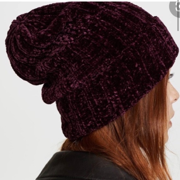 Free People Huggy Bear Chenille Beanie hat - Picture 1 of 4